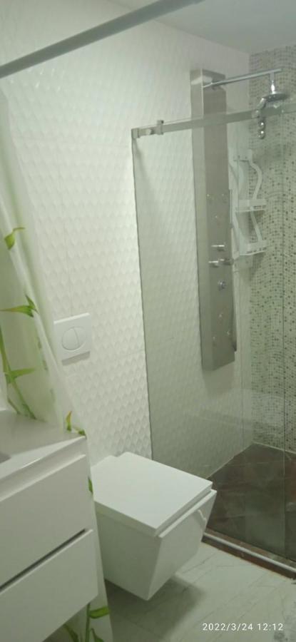3mr8 Apartamento Duplex En Cerca Al Mar Con Aire Y Wifi Cartagena